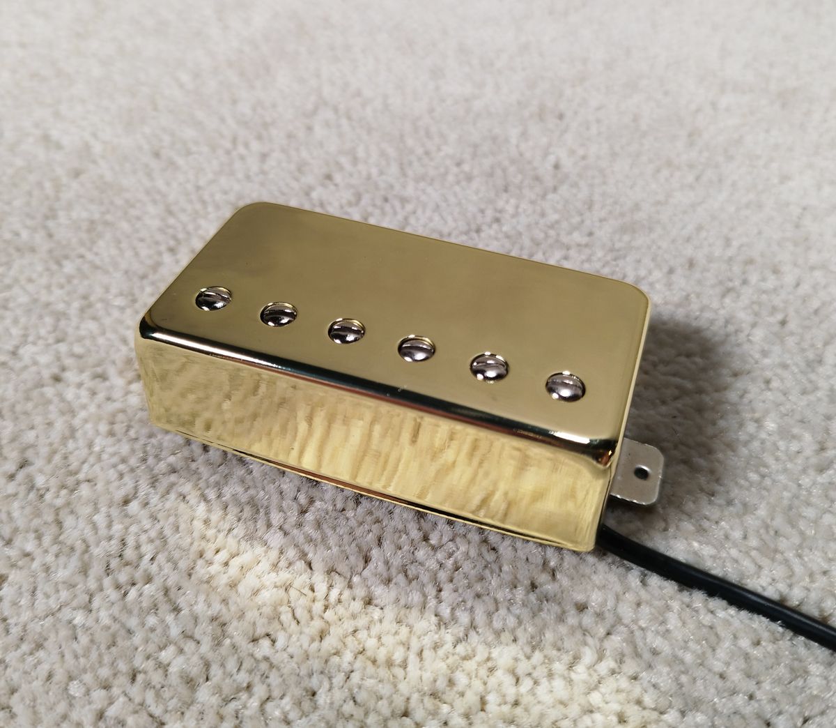 Humbucker dorada