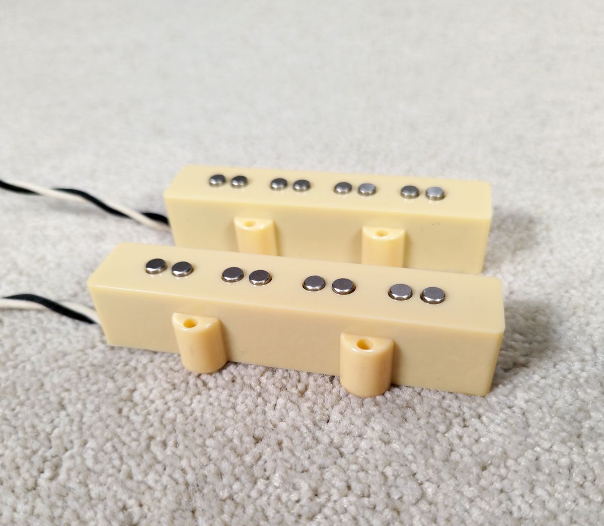Jazz bass_Crema